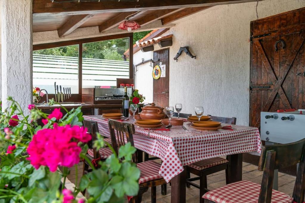 Piccola Casa - A Little Paradise Krsan Екстер'єр фото