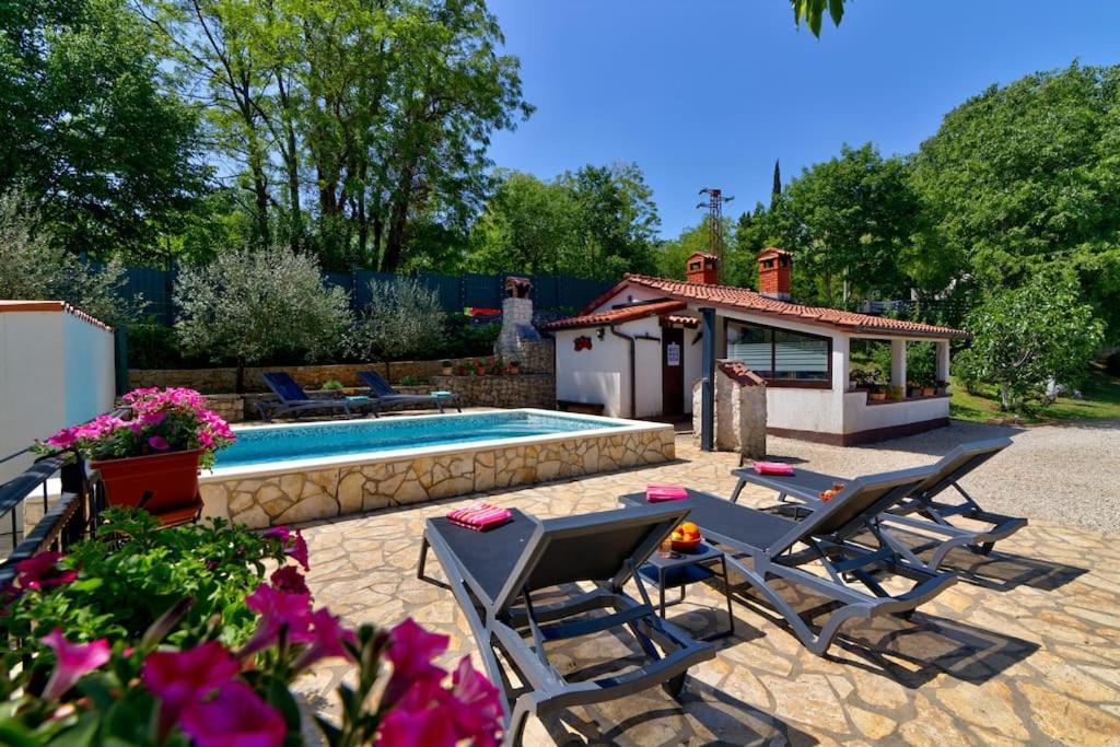 Piccola Casa - A Little Paradise Krsan Екстер'єр фото